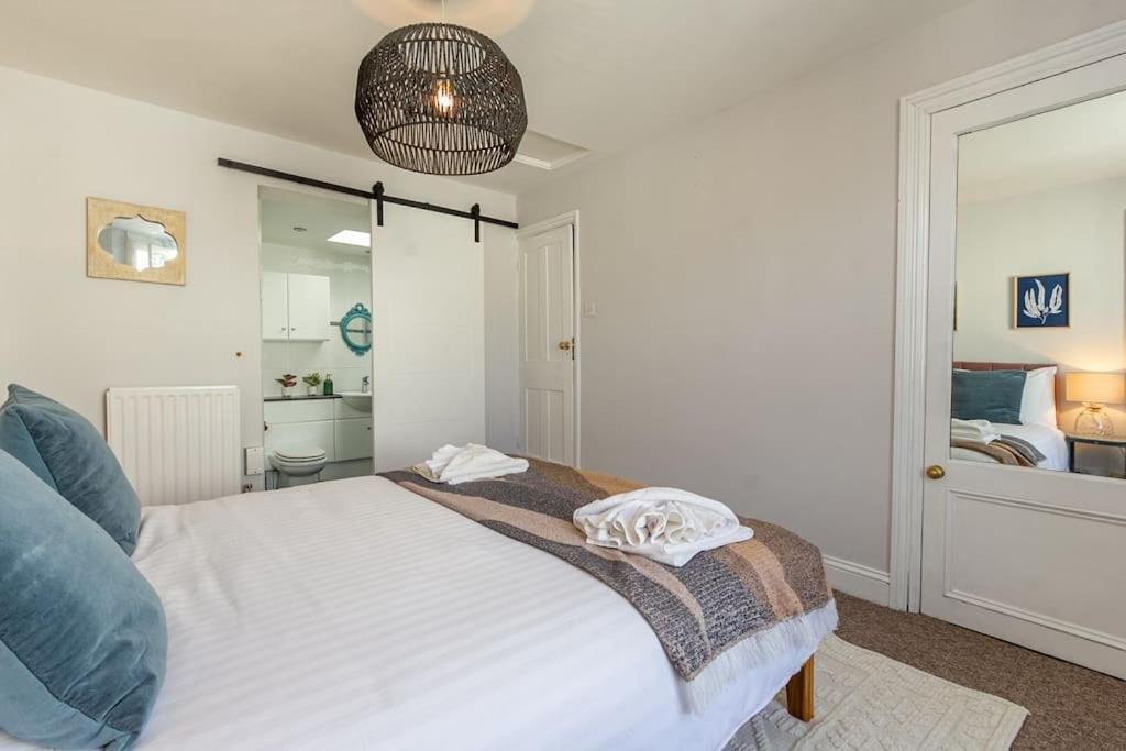 Regency Grade II Listed Townhouse By Centre And Beach Brighton Екстериор снимка